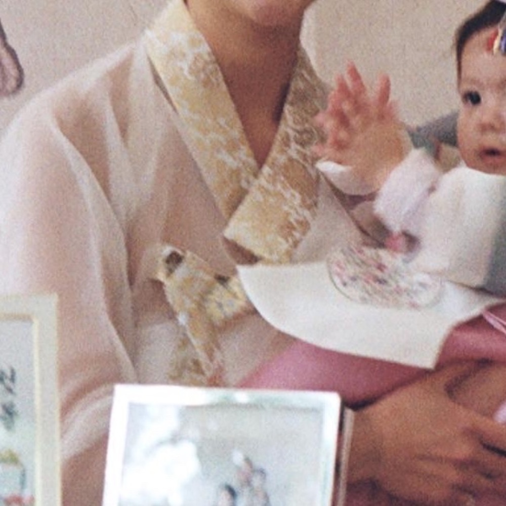 Custom Hanbok - image 5